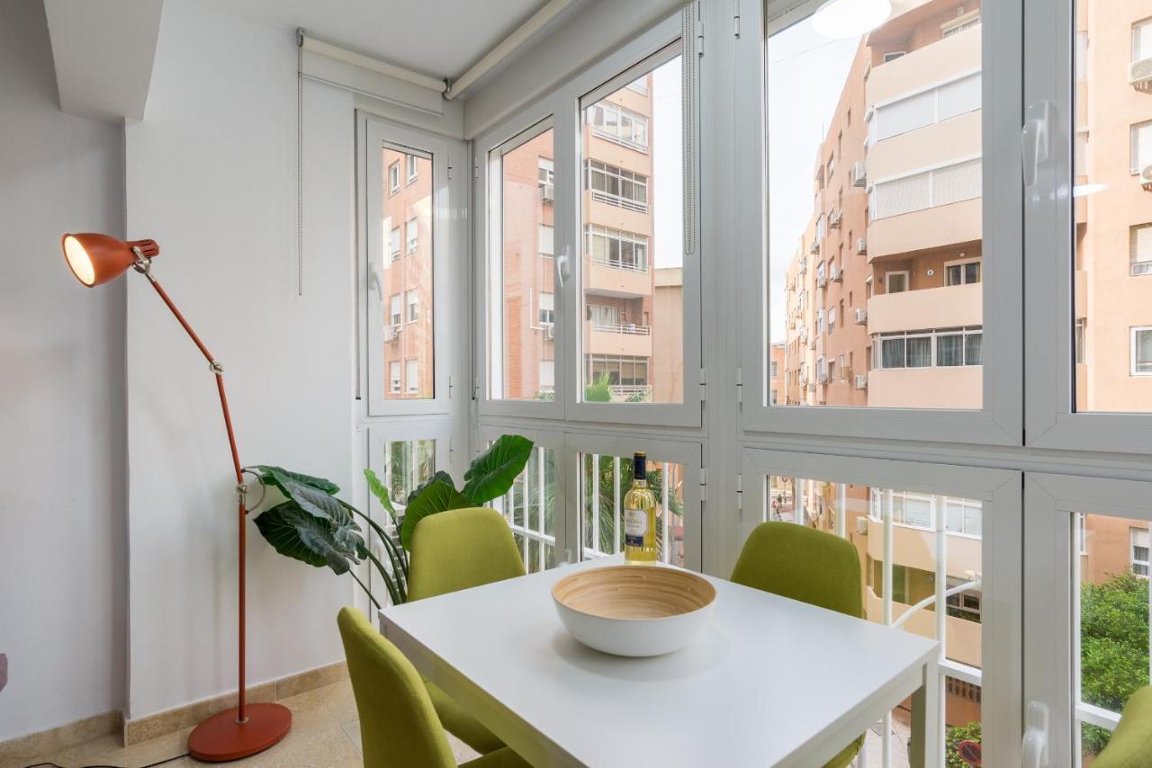 Mp5-Just Renovated Apartment Right On The Beach Malaga Luaran gambar