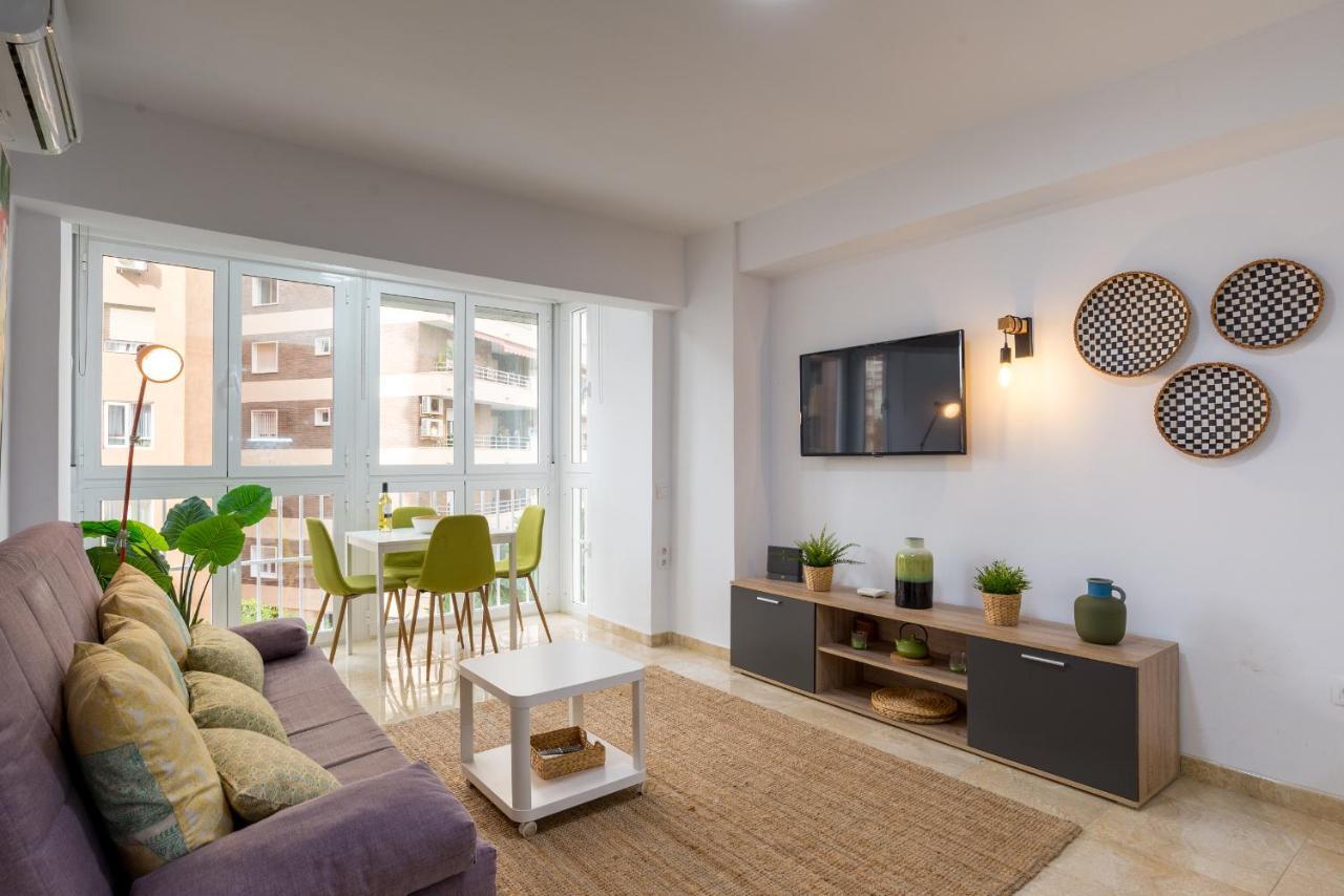 Mp5-Just Renovated Apartment Right On The Beach Malaga Luaran gambar
