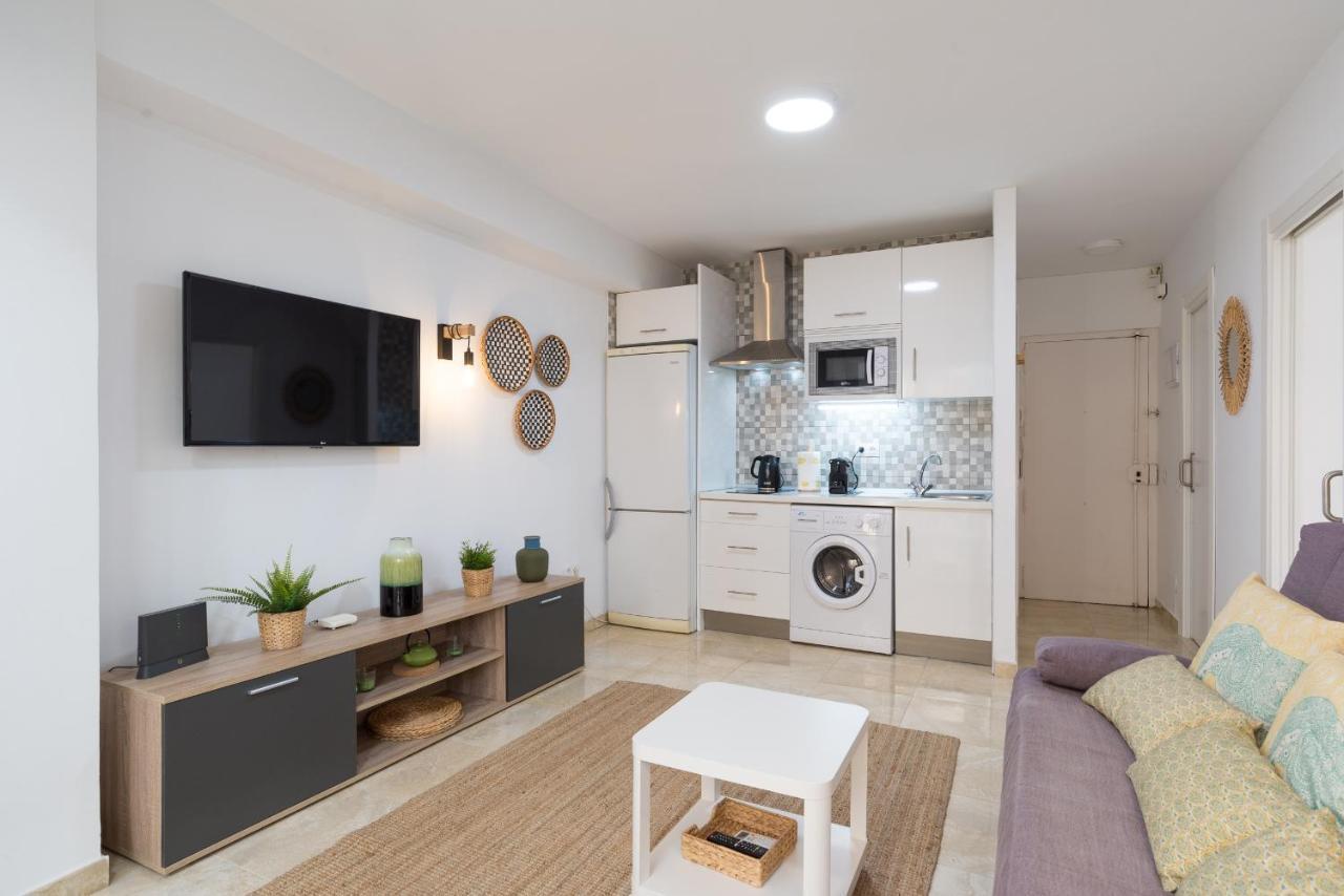Mp5-Just Renovated Apartment Right On The Beach Malaga Luaran gambar