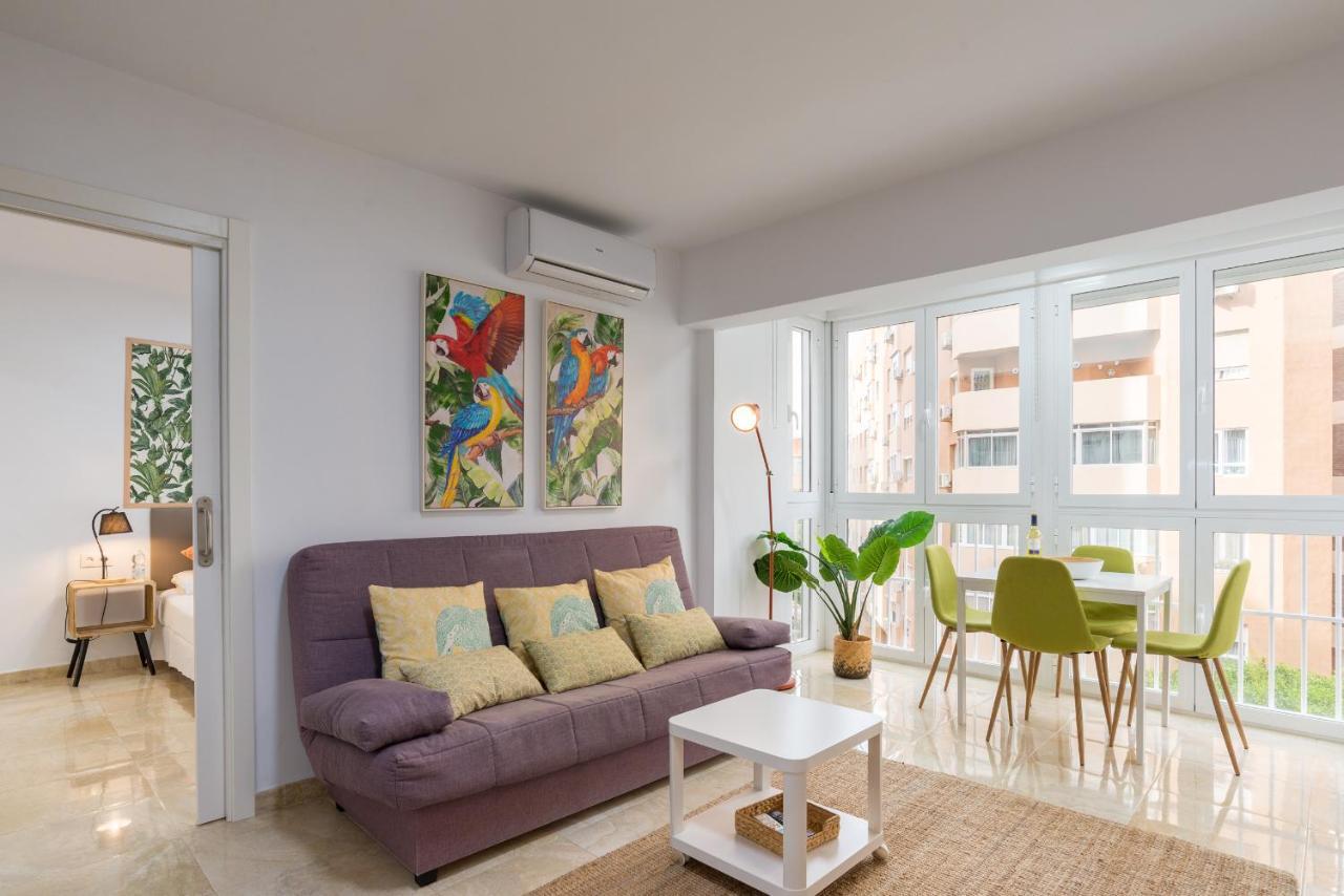 Mp5-Just Renovated Apartment Right On The Beach Malaga Luaran gambar