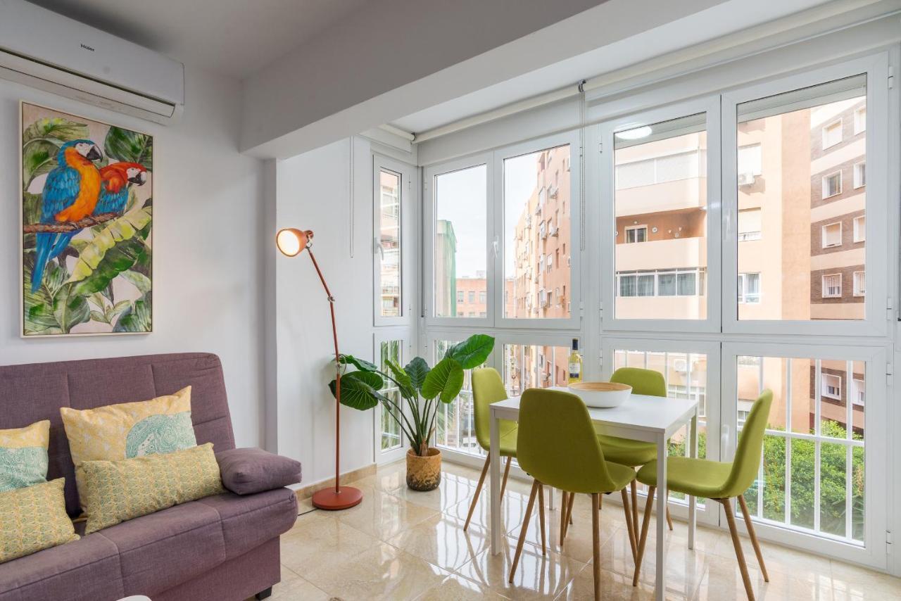 Mp5-Just Renovated Apartment Right On The Beach Malaga Luaran gambar